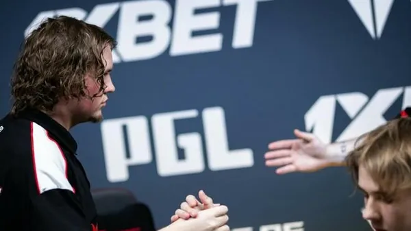 Нерви, домінація і квиток додому для бразильців: B8 з боєм прориваються у плей-оф PGL Bucharest!