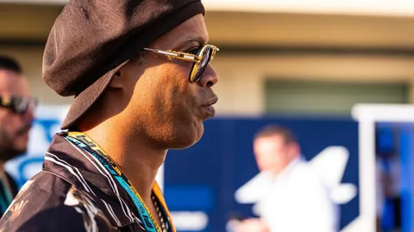 Від "Золотого м'яча" до платинового диска? Роналдіньо запускає музичний бізнес і готує альбом до ЧС-2026