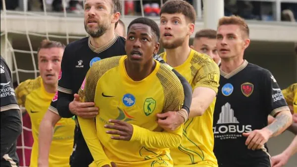 Дубль Волошина та урок для Маріуполя: "Лівий Берег" впевнено розбирається з "Феніксом"