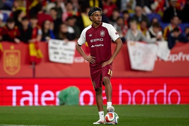 Іспанська гостинність? Сіссоко радить Ямалю кинути збірну після ганебного скандалу