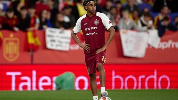 Іспанська гостинність? Сіссоко радить Ямалю кинути збірну після ганебного скандалу