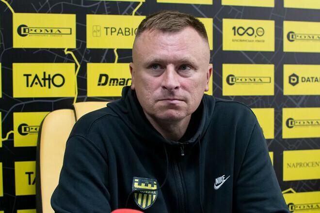 Трансферний трилер: як захисник "Буковини" застрибнув в останній вагон до США