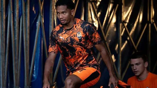 Бразильський карнавал на "Арені Львів": молодий форвард "Шахтаря" двома голами завоював серця фанатів