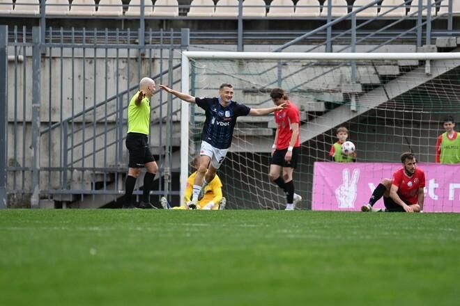 Гол "у роздягальню" та тривога на десерт: як "Чорноморець" вигриз перемогу в Запоріжжі під сирени